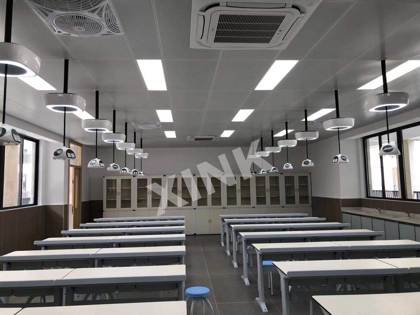 <a href='http://m.jim4jesus.com/' target='1' style='font-size:14px; font-weight:bold; color:#0080ff;'>物理實驗室</a>