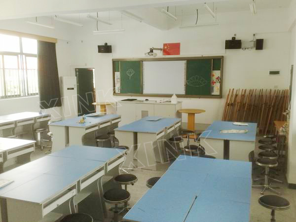 <a href='http://m.jim4jesus.com/chanpin/56-1.html' target='1' style='font-size:18px; font-weight:bold; color:#000000;'>美術功能室</a>2