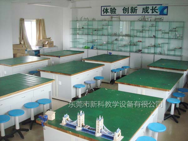 <a href='http://m.jim4jesus.com/chanpinyiji/37-1.html' target='1' style='font-size:18px; font-weight:bold; color:#ff0000;'>通用技術(shù)實(shí)驗(yàn)室設(shè)備</a>