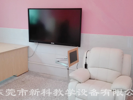 <a href='http://m.jim4jesus.com' target='1' style='font-size:14px; font-weight:bold; color:#0080ff;'>心理咨詢室</a>布置