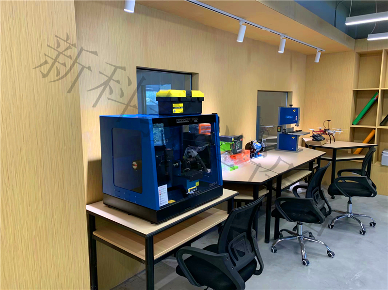 3D<a href='http://m.jim4jesus.com' target='1' style='font-size:14px; font-weight:bold; color:#0080ff;'>創客實驗室</a>