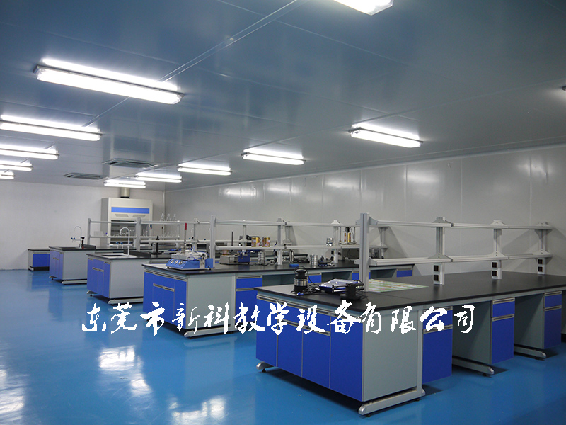 <a href='http://m.jim4jesus.com/products/63-1.html' target='1' style='font-size:18px; font-weight:bold; color:#000000;'>中央實驗臺</a>案例