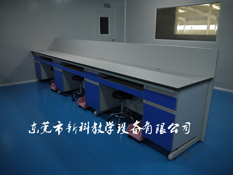 <a href='http://m.jim4jesus.com/products/64-1.html' target='1' style='font-size:18px; font-weight:bold; color:#000000;'>實驗室邊臺</a>案例